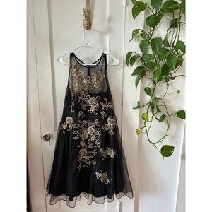 Decode 1.8 women’s size 12 gold and black formal dress